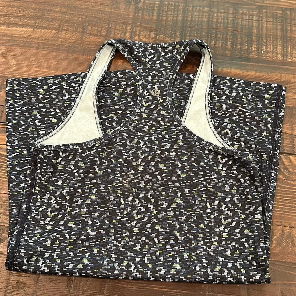 Lululemon Racerback - Picture 3 of 4